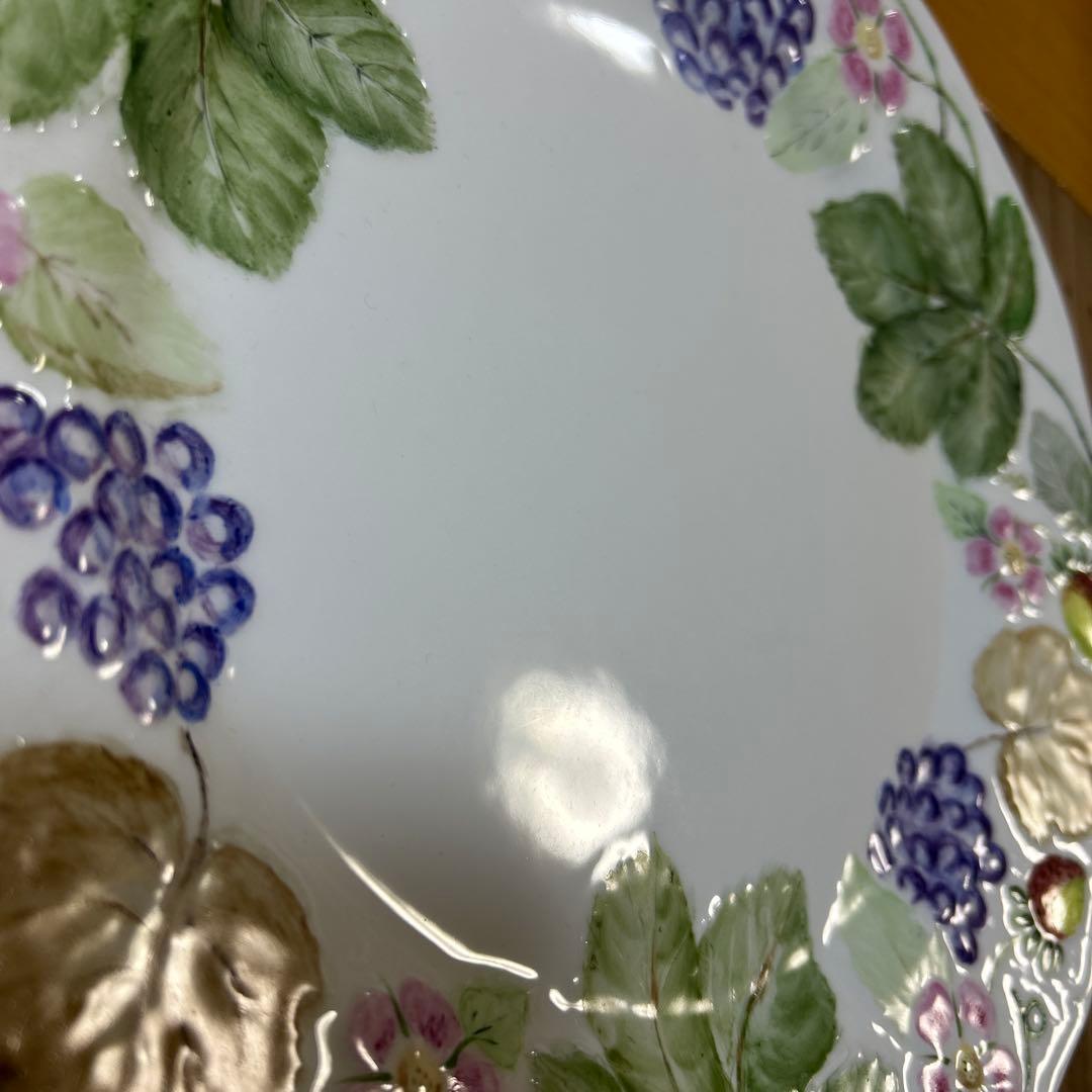 希少　レア　ウエッジウッド立体　ハンドペイント　いちご　ぶどう