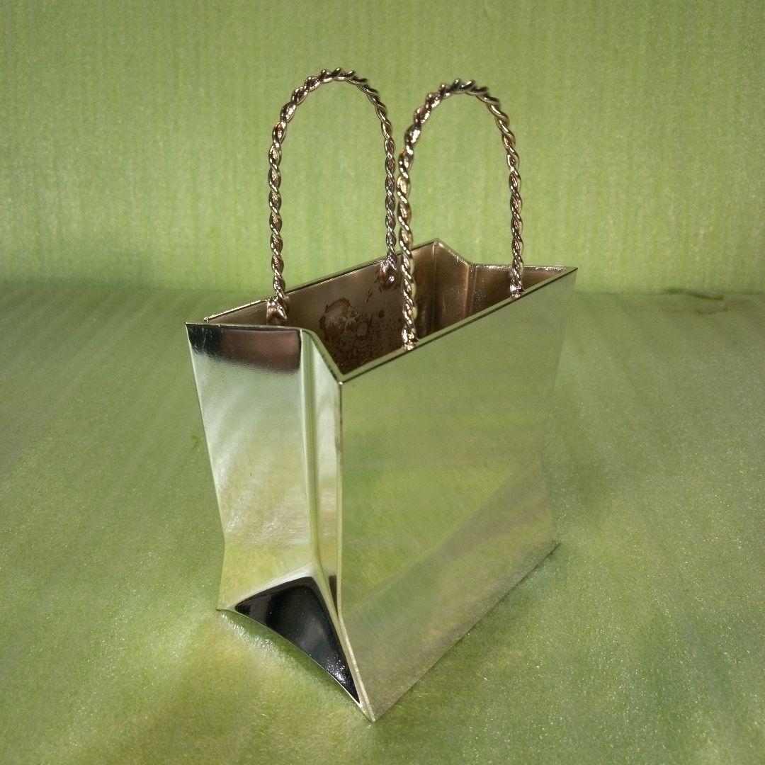 手提げ袋型金属製オブジェ　ショッピングバッグ　ミニチュアバッグ　置物　メタル