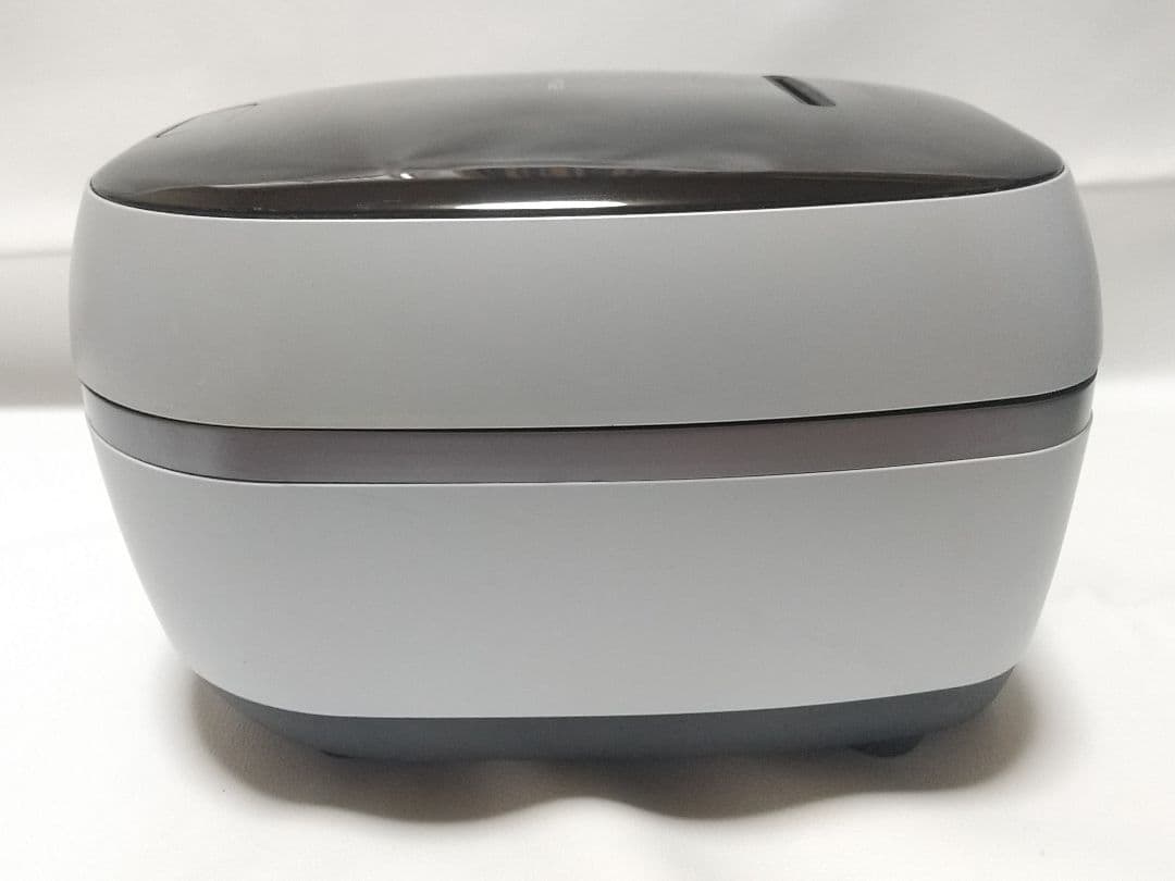 Tiger 圧力IH炊飯ジャー JPG-X100 1.0L ブラック/ホワイト