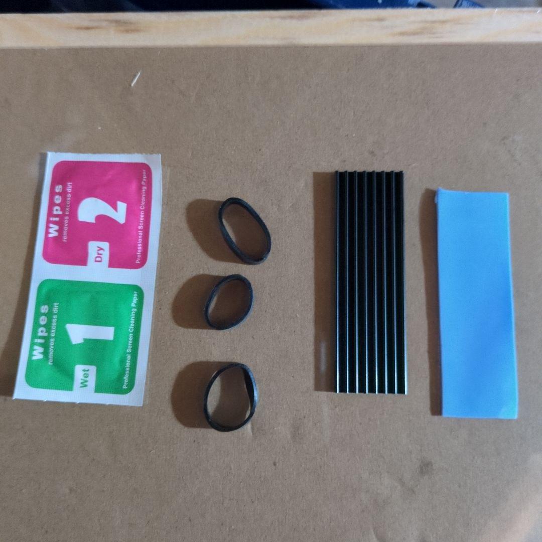 m*t様 NVMe SSD 2TB ヒートシンク付き