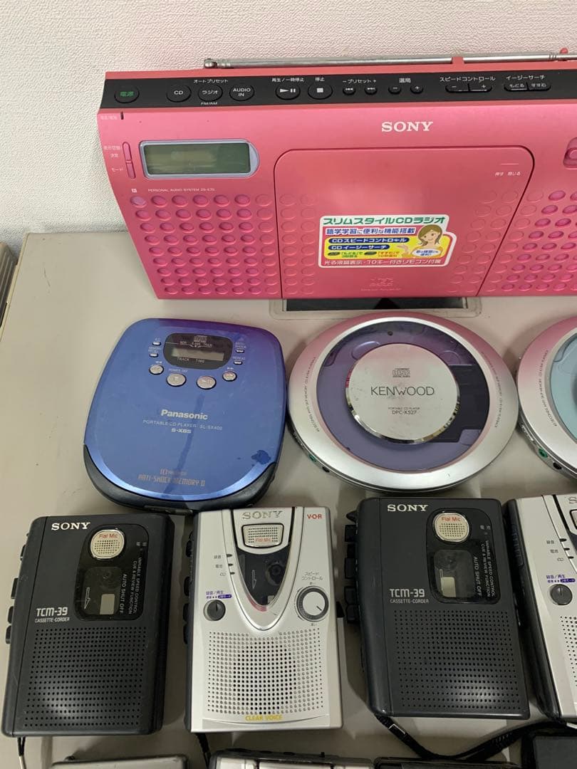 ポータブルプレーヤー まとめ売り.カセットプレーヤー.CDプレーヤーsony