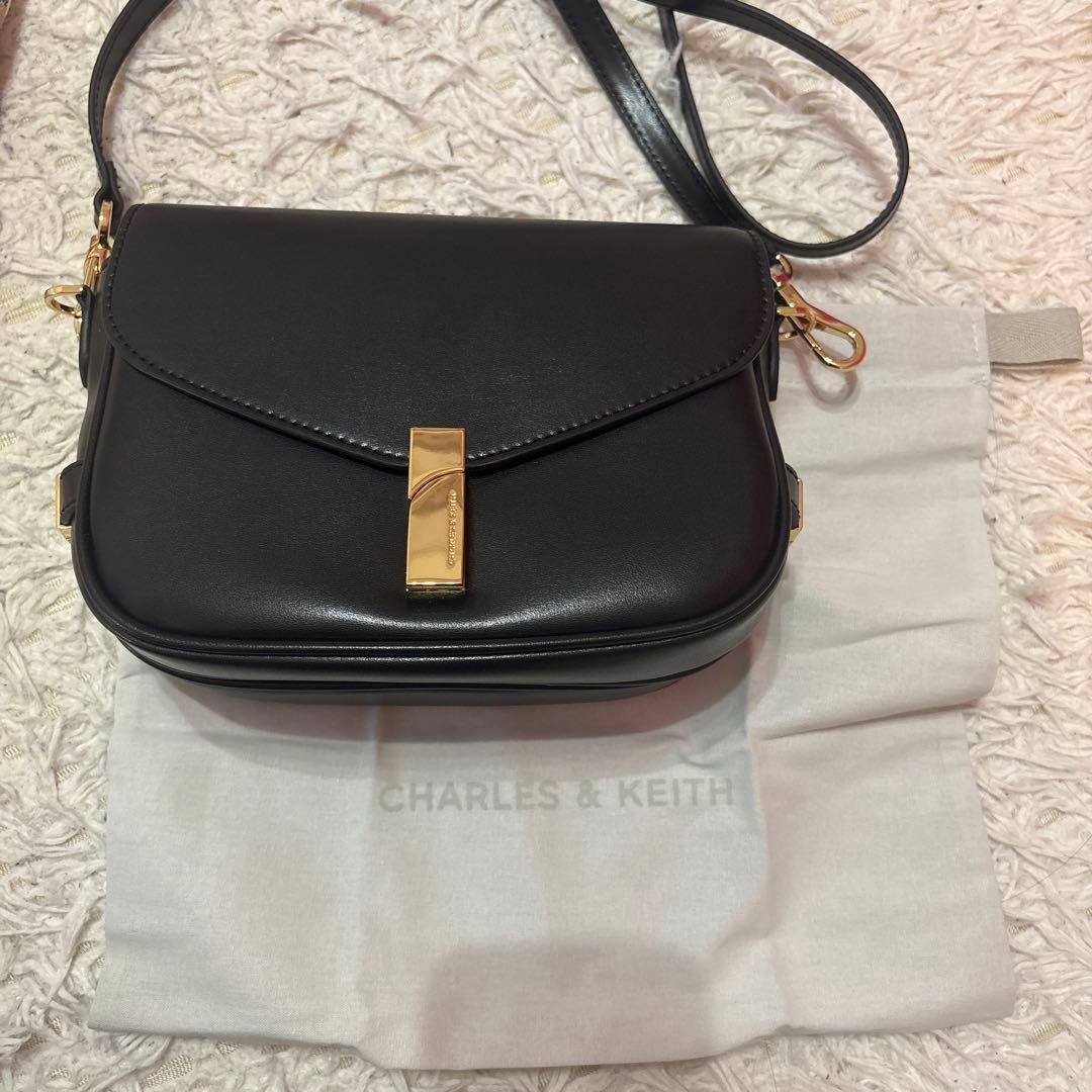【値下げ不可！！】チャールズアンドキース　ショルダーバッグ