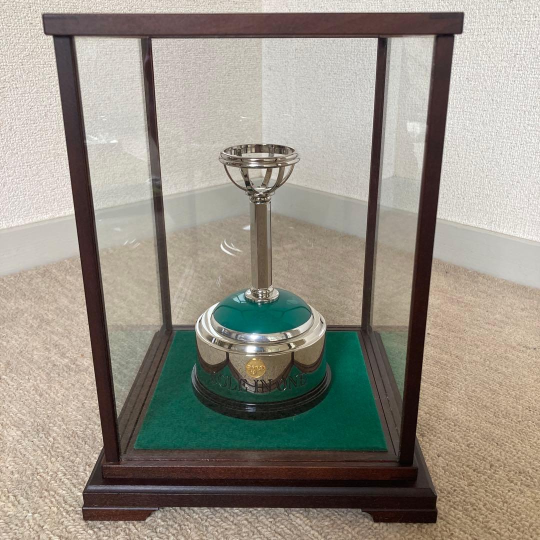 【値下】ゴルフ ホールインワン 記念ボールトロフィースタンド 宮本商行 銀座 １