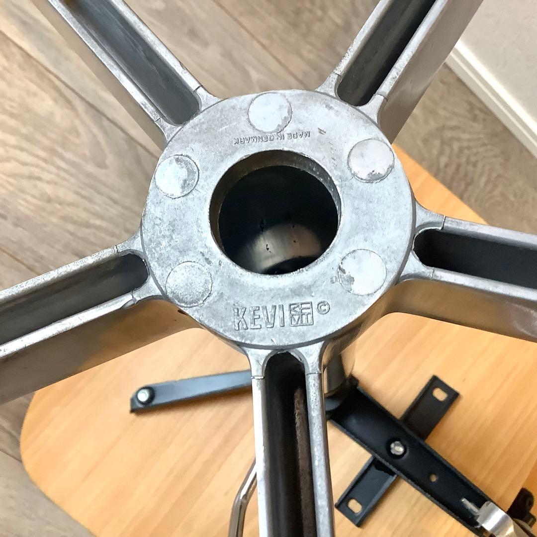 Fritz Hansen KEVI ケヴィチェア 木目調 キャスター付 中古品