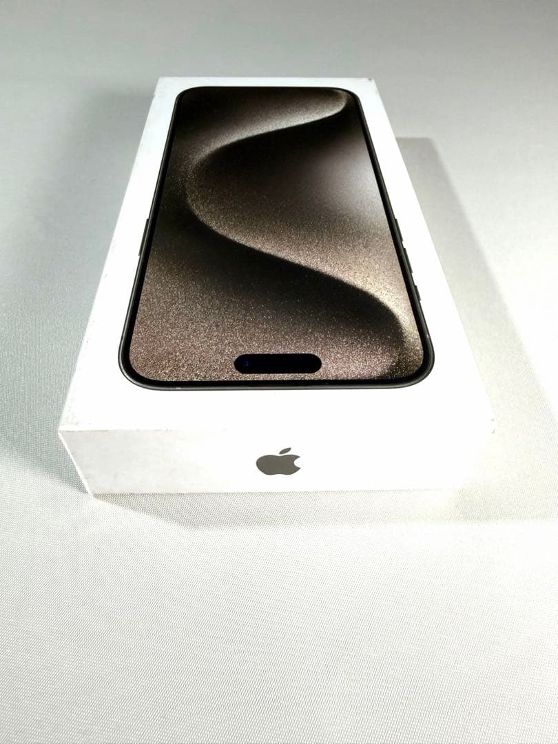 Apple iPhone 15Pro Max ナチュラルSIMフリー版256GB