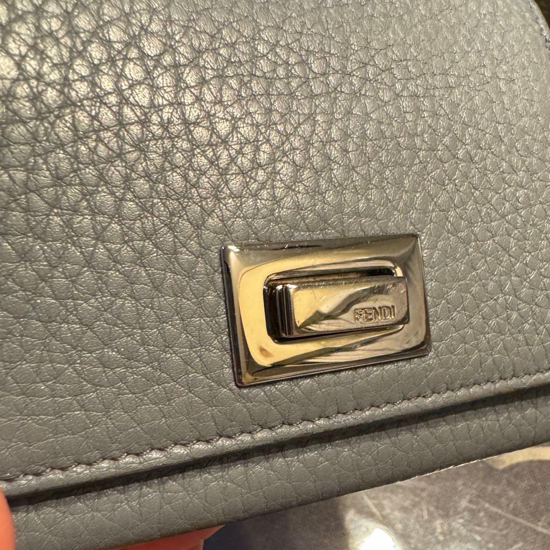 FENDI ピーカブー 名刺入れ 名刺ケース