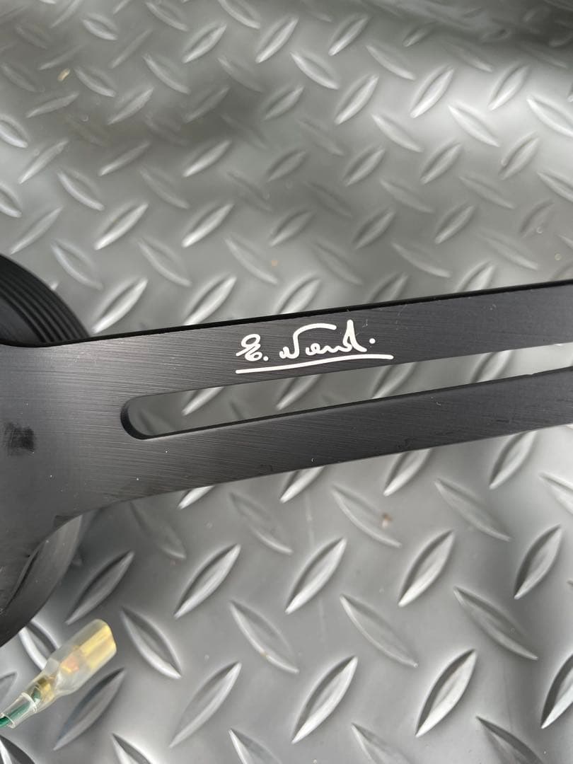 車　ボス　ナルディ　ハンドル　ハンドル本体　ステアリング