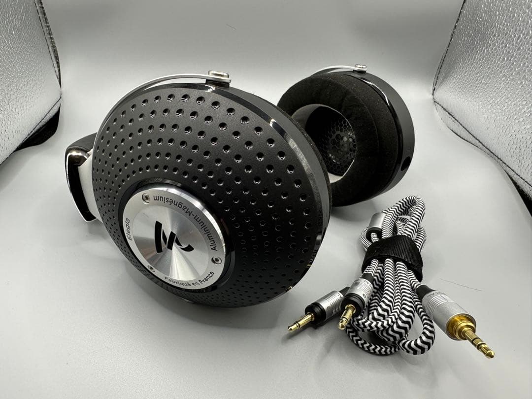 Focal elegia フォーカル　エレジア　美品