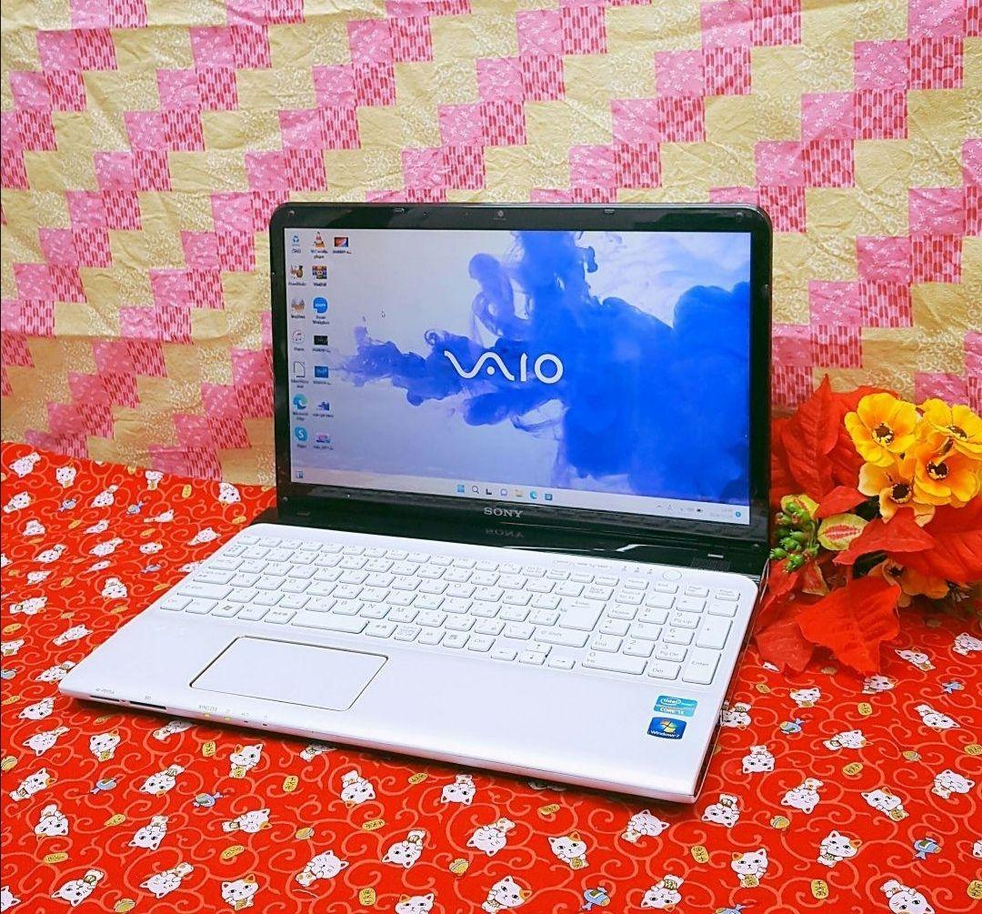 Win11搭載♪魅力なブラック♪新品SSD256搭載♪ソフト多数♪ブルーレイ