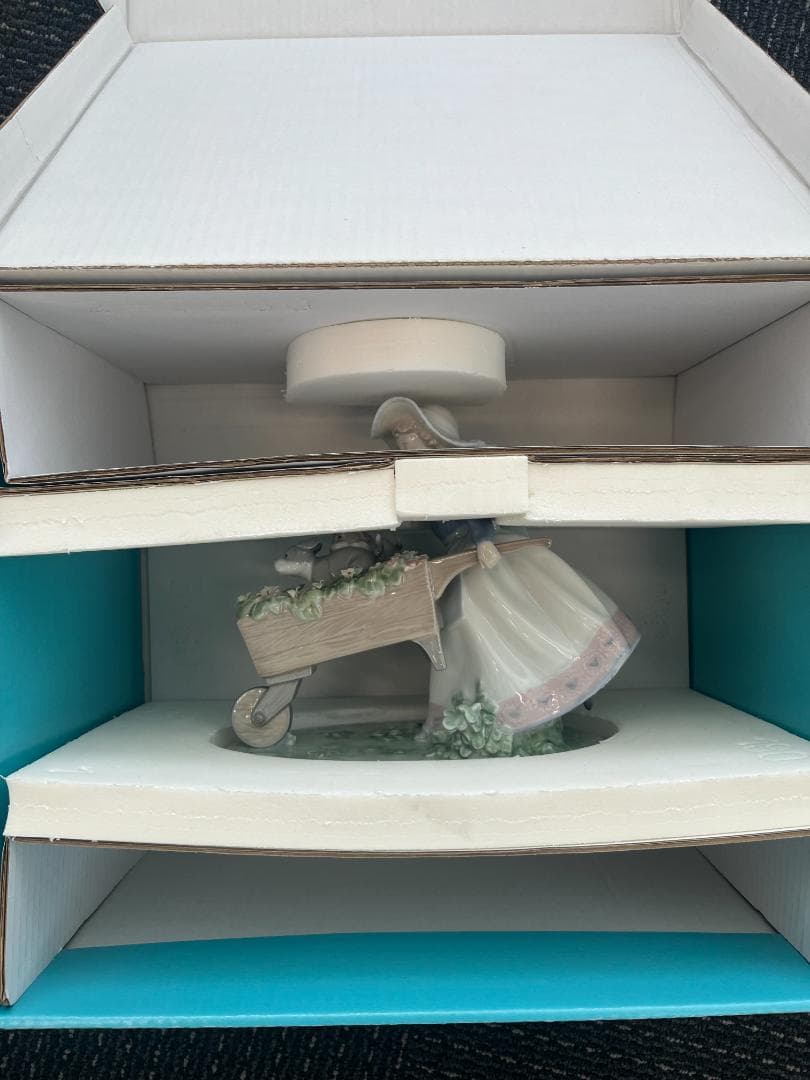 リヤドロ LLADRO 「乗せてあげる」新品　正規の元箱・専用ケース付