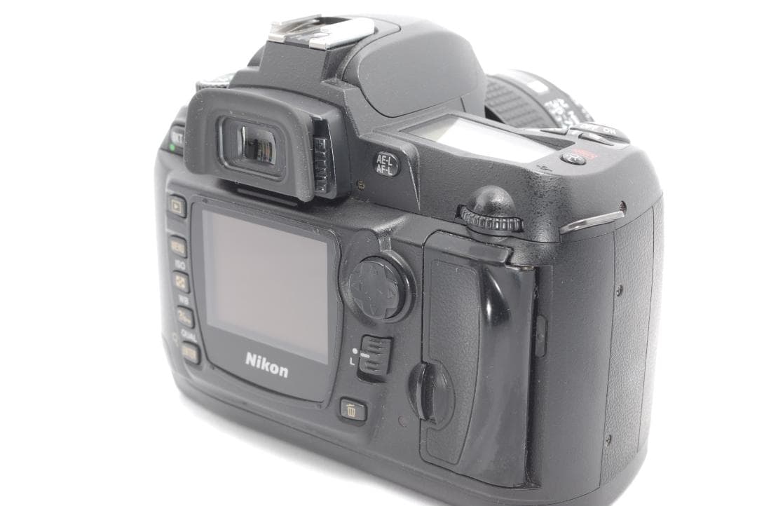 ✨付属品多数✨Nikon D70S✨CFカード付✨すぐに使える✨一眼レフ✨