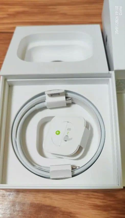 AirPods Pro 本体 充電ケース付き完璧なプロセス