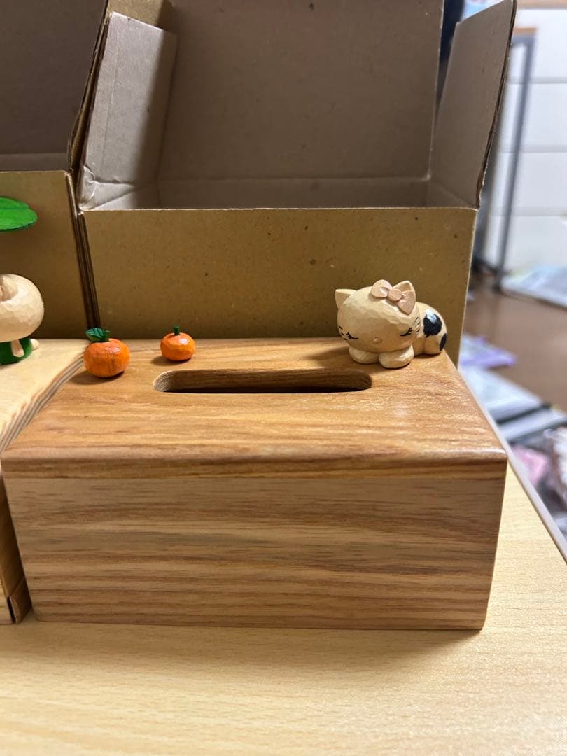 北海道限定ご当地キティ　手掘り木ティッシュボックス10点セット