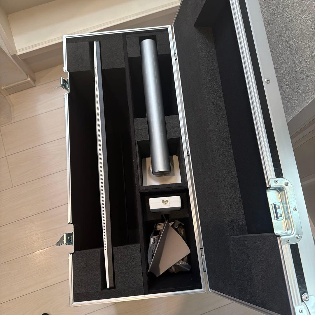 LG モニター 32UP550 本体 付属品あり　特注ケース付　31.5インチ