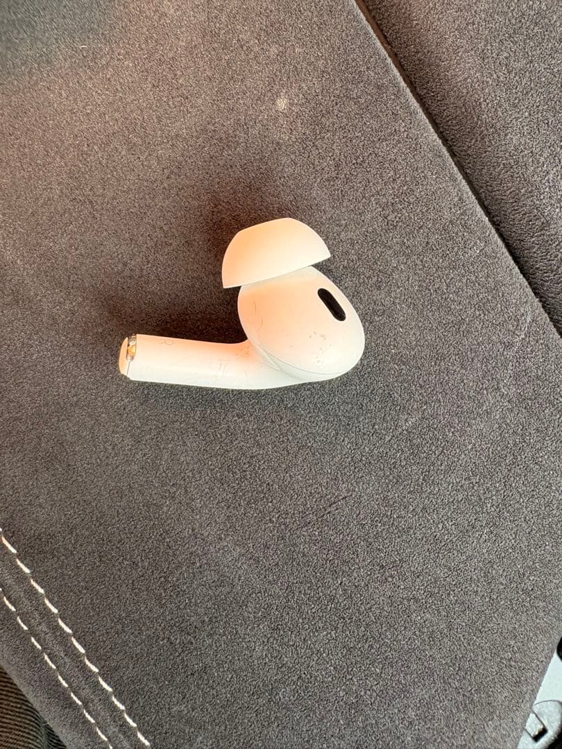 AirPods Pro 本体　右耳のみ