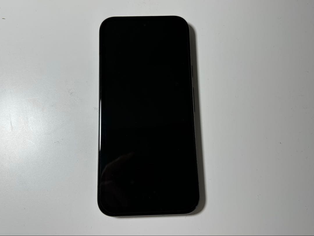 pixel8a ほぼ新品(保護ガラスフィルム付)