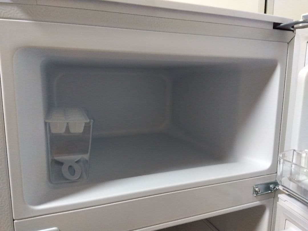 ヤマダ電機 小型冷凍冷藏庫 YRZ-C09LW 24年製