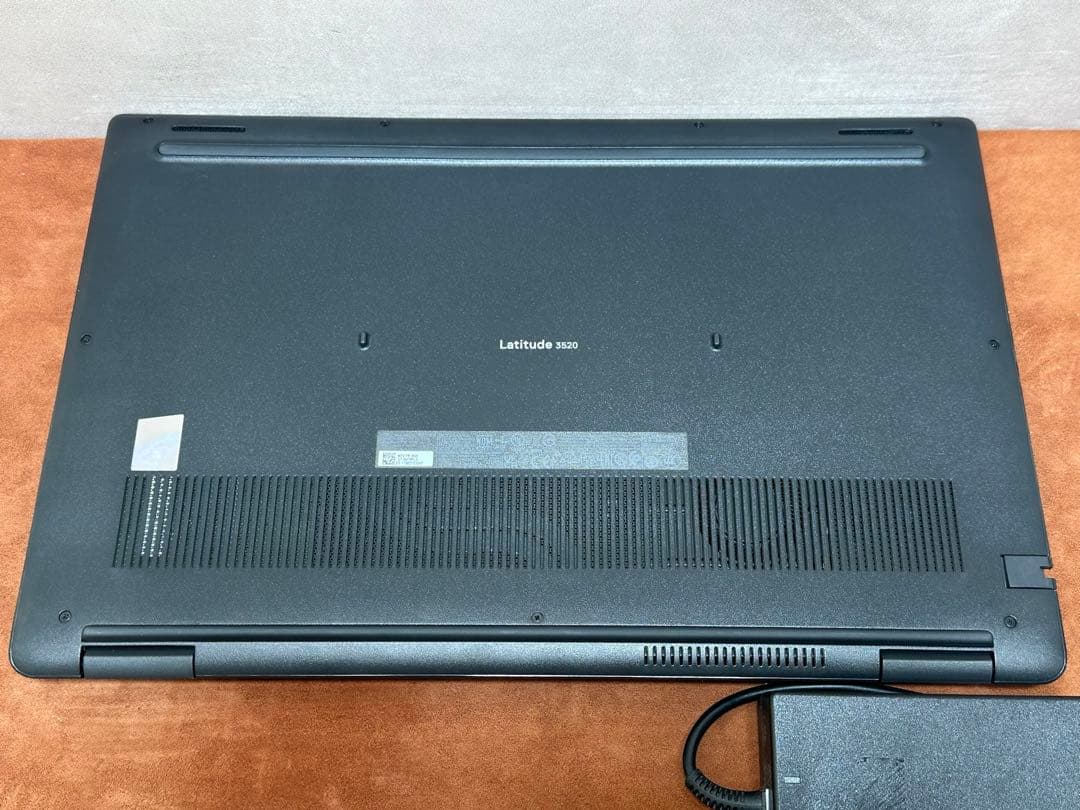 Windowsノート本体 DELL Latitude3520 i5-1145G7 16GB |2774.