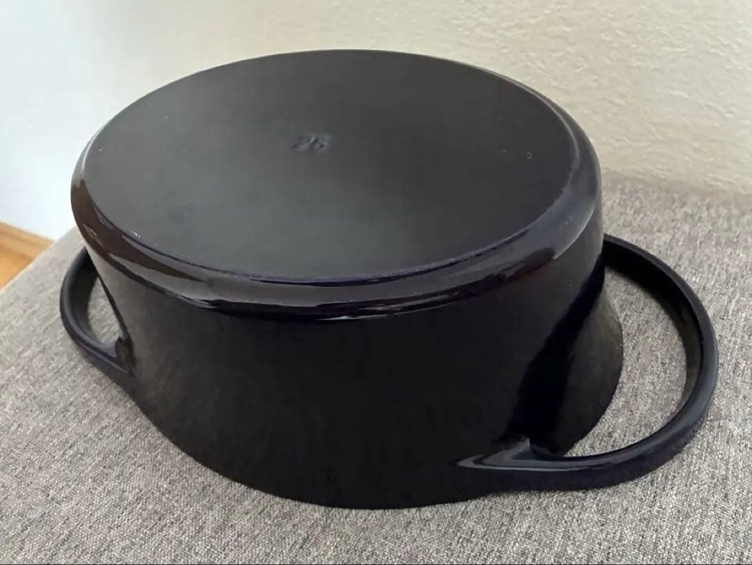 【美品】ル・クルーゼ ココット オーバル 25㎝