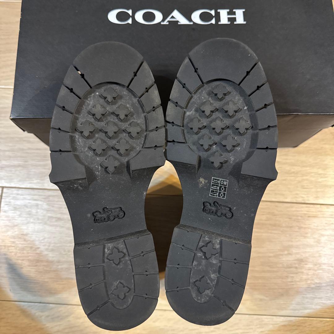スタッズ付きブラックサイドゴアブーツ　COACH