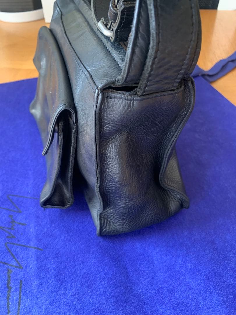 ヨウジヤマモトNOIR 黒革ショルダーバッグ