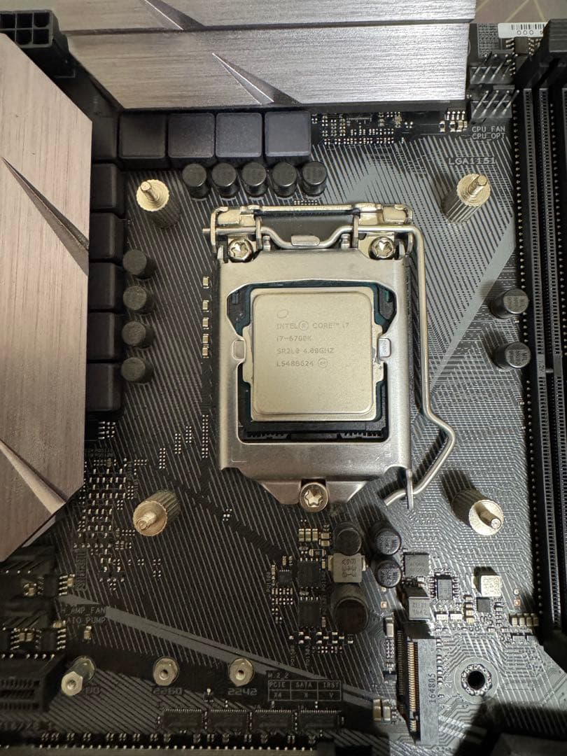 ASUS Z270F GAMING マザーボード& i7~6700K CPU