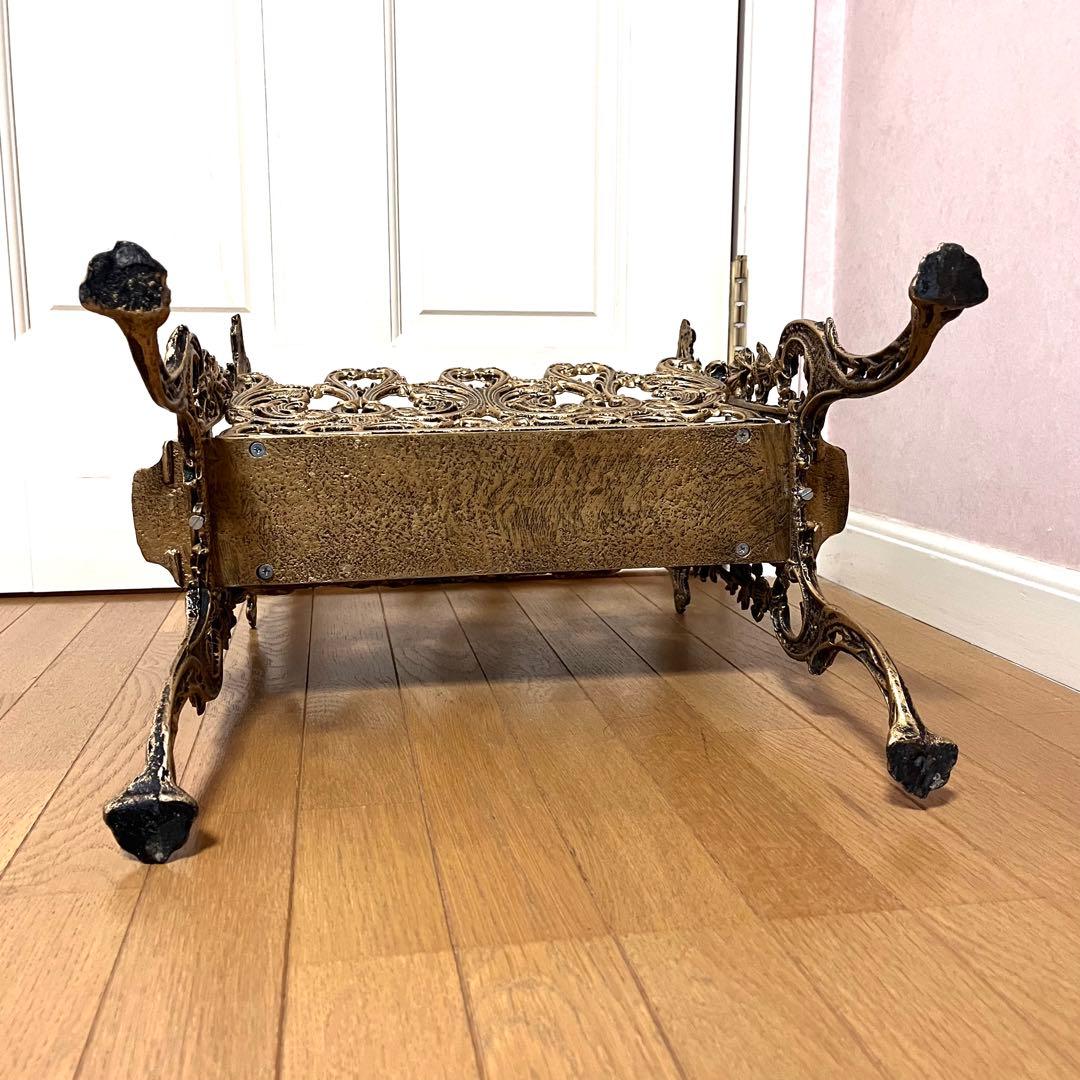 ヴィクトリアンスタイル　マガジンラック　アンティーク調　ゴールド　真鍮　レトロ