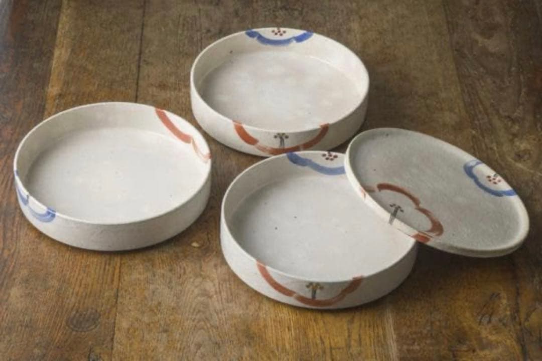 美濃焼き　三段重　お正月　慶事　お祝い　土物　おせち　重箱　お重　作家物