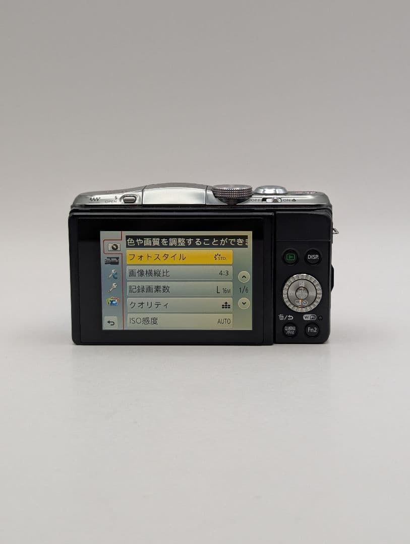 Panasonic LUMIX GF6 ボディ ブラック