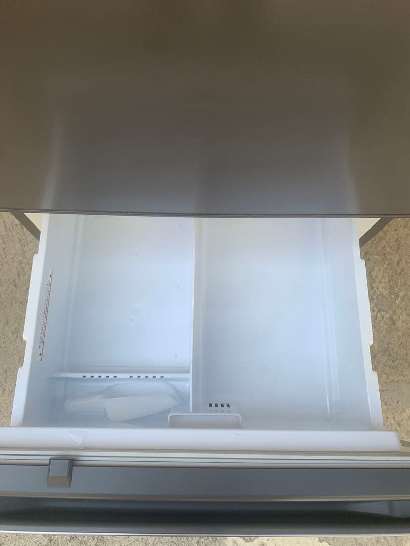 2022年製　三菱電機 3ドア 冷蔵庫MR-CX30G-H 自動製氷付き