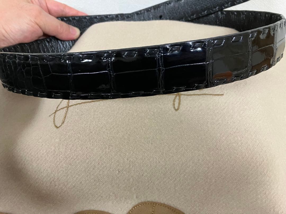クロコダイル艶あり バックルなし