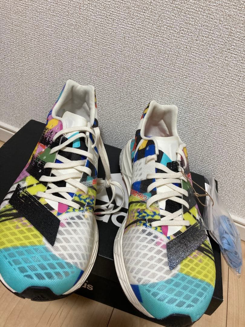 adidas ADIZERO PRO マルチカラー ランニングシューズ
