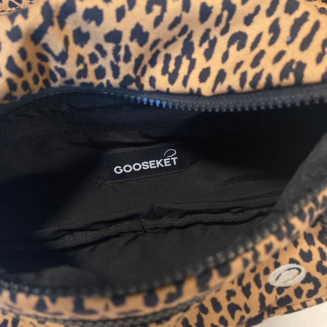 グスケット365抱っこ紐Plus ヒョウ柄