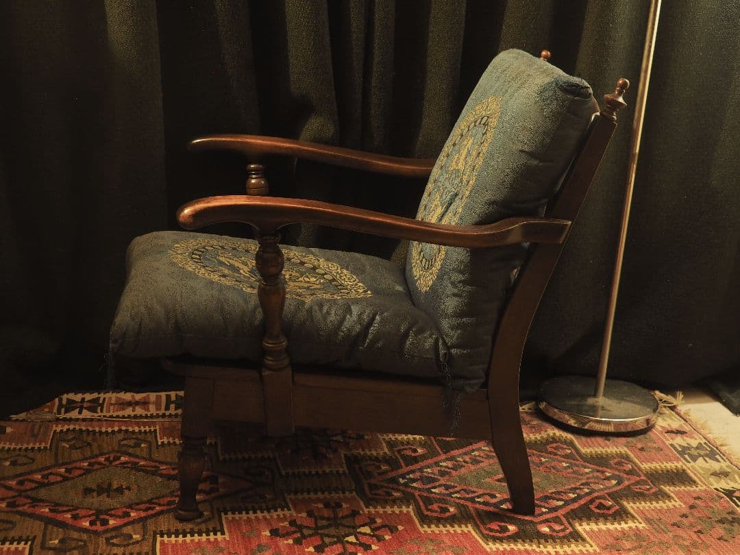 【値引中】“飛騨産業”キツツキアーム1pソファB