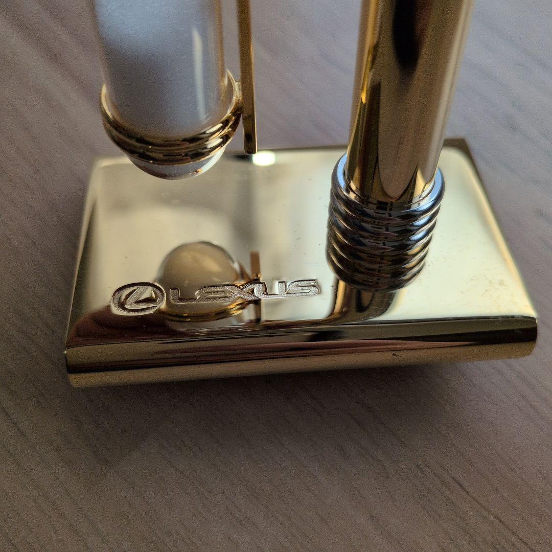 Lexus 砂時計型置時計 ゴールド