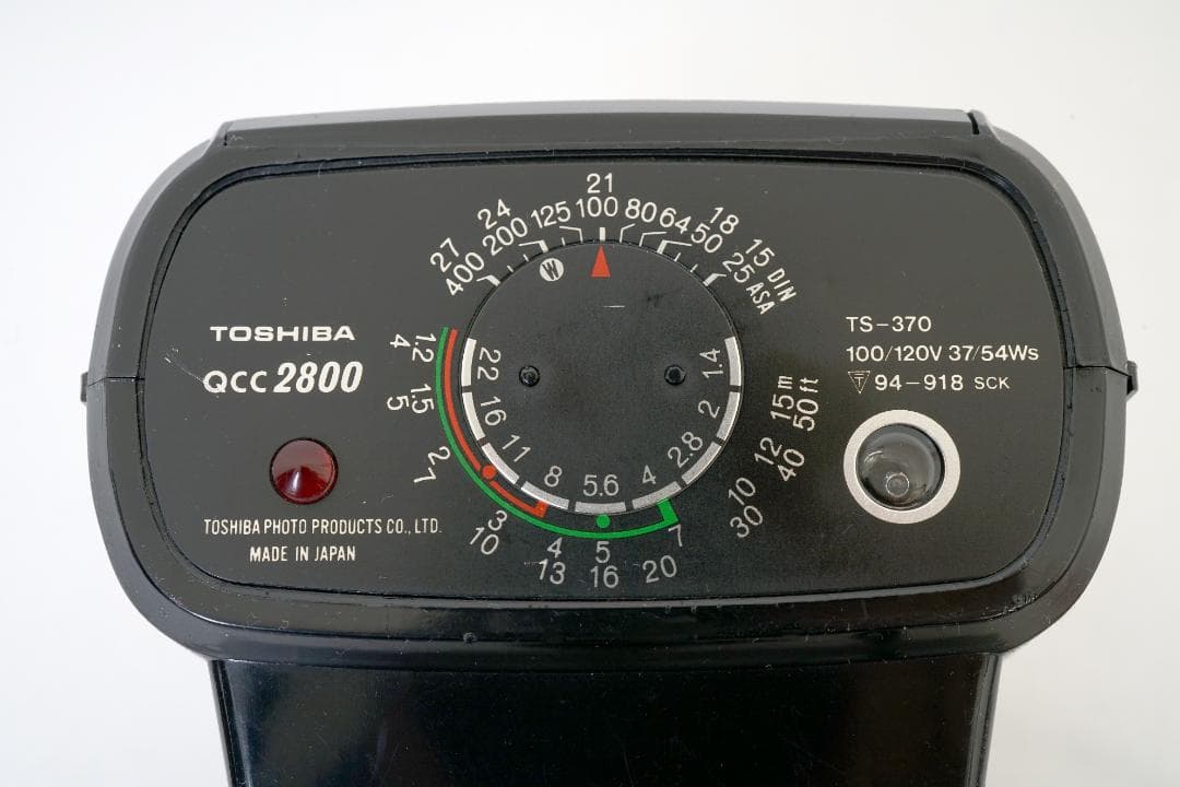 東芝　ストロボ　QCC2800　（中古品）　インテリア　レトロなビンテージ品
