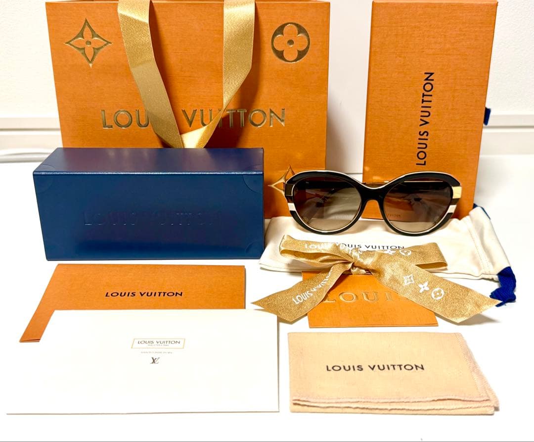 ■Bearcat■✨美品⚜️LOUIS VUITTON⚜️サングラス