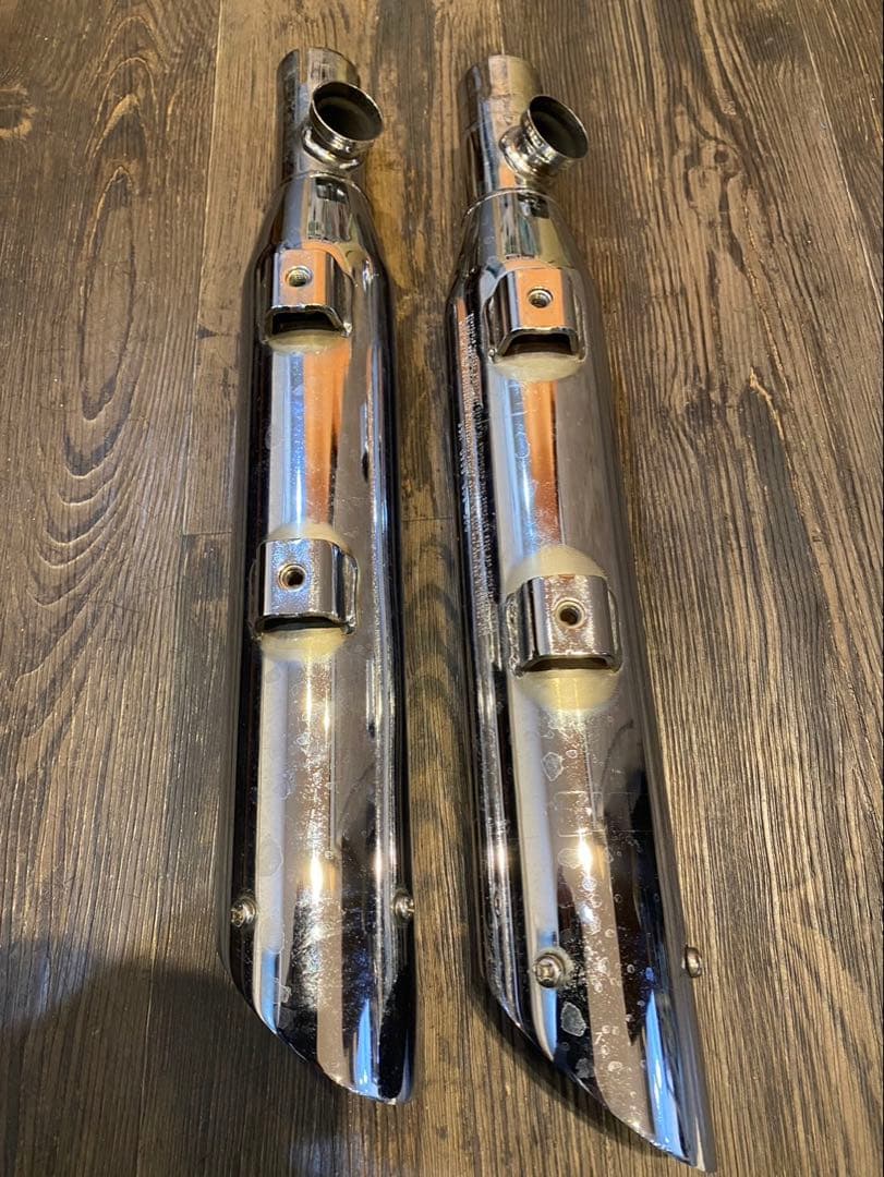 Screamin' Eagle II デュアルマフラー