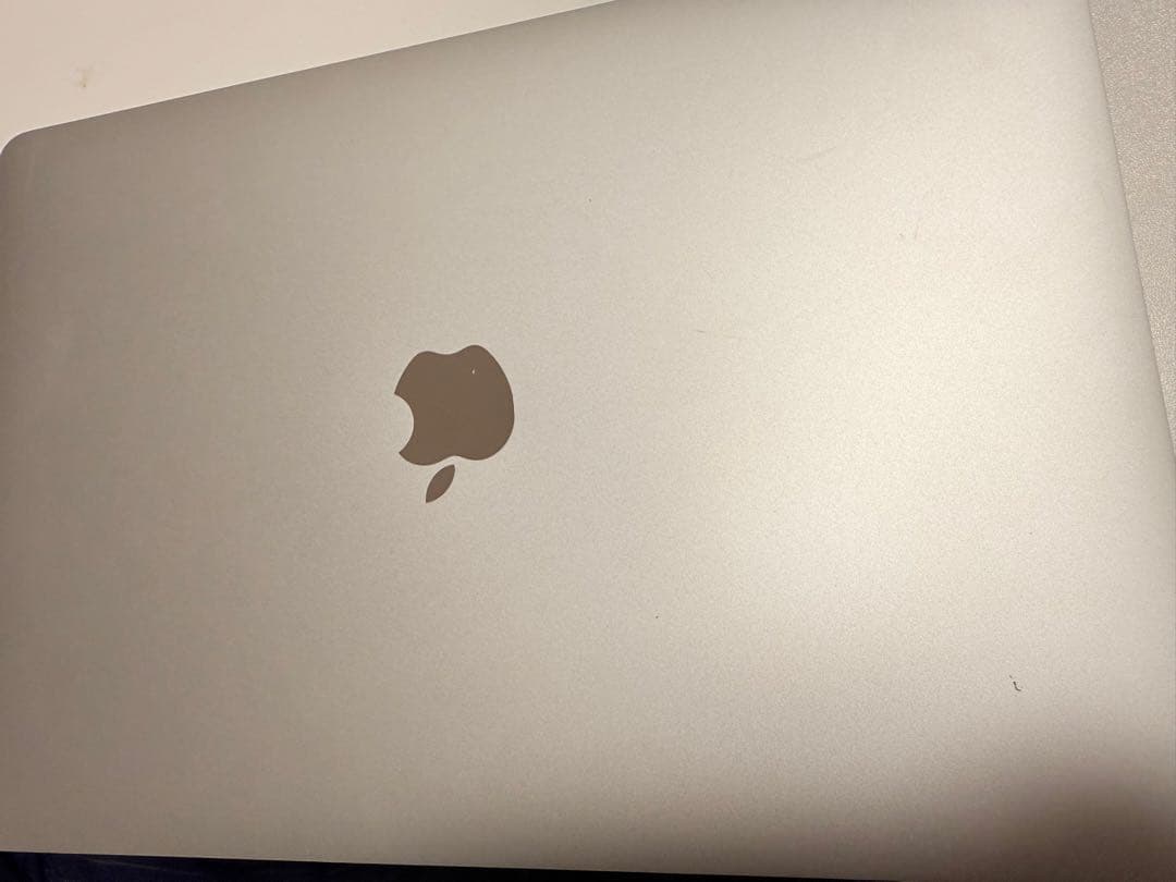 MacBook Pro 13インチ 2019 Touch Bar