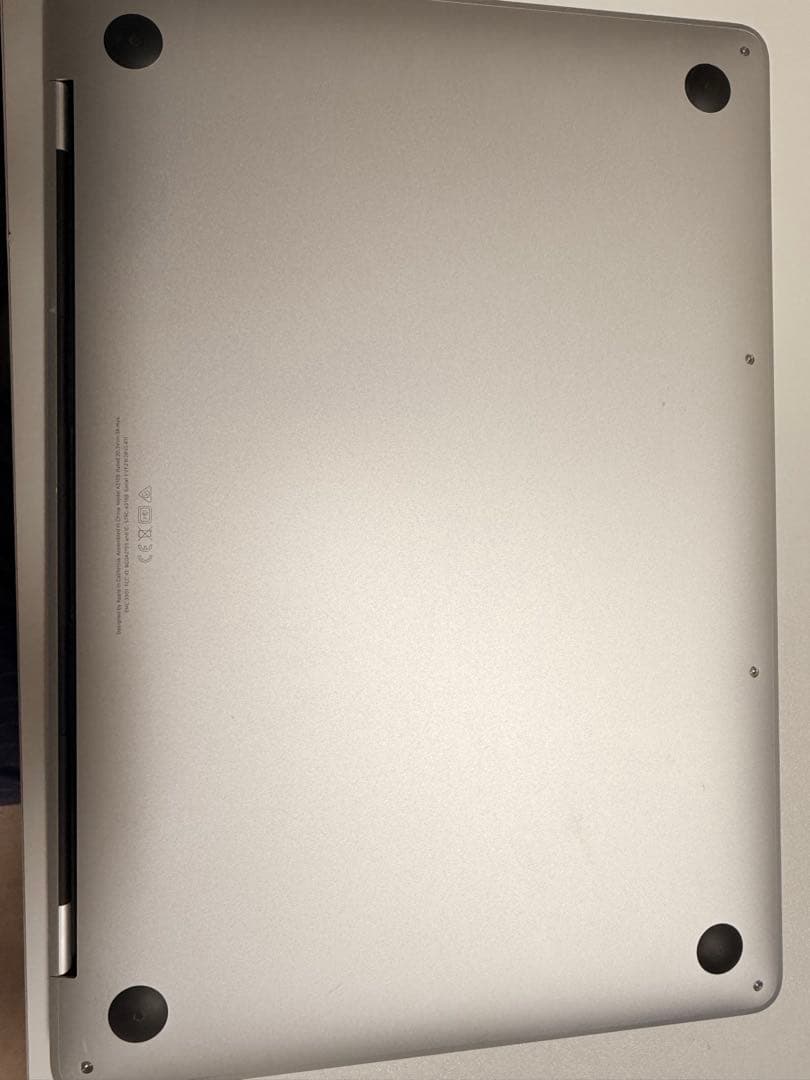 MacBook Pro 13インチ 2019 Touch Bar