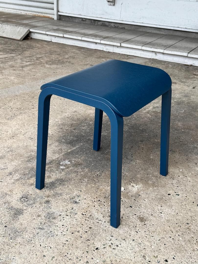 旭川家具 匠工芸 TAPEREDスツールA ロータイプ オーク 張座 ネイビー