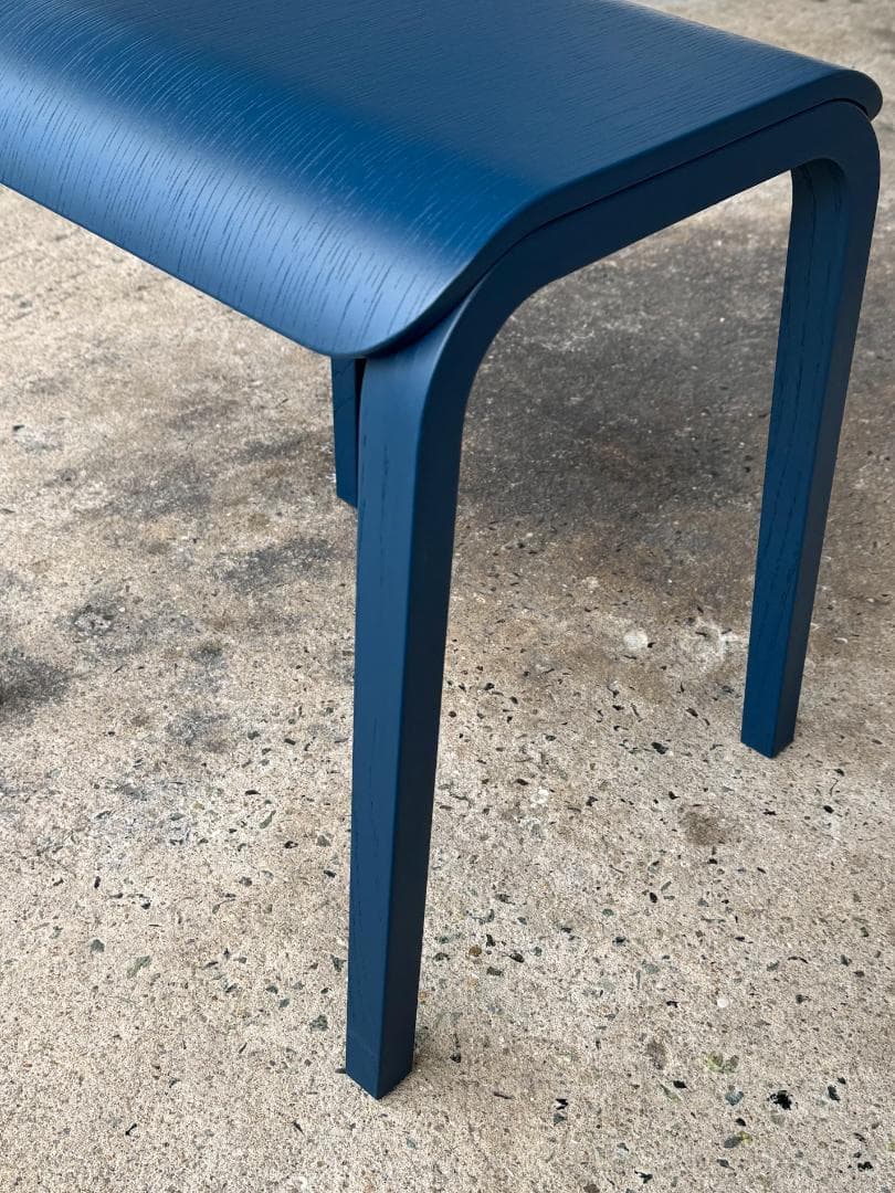 旭川家具 匠工芸 TAPEREDスツールA ロータイプ オーク 張座 ネイビー