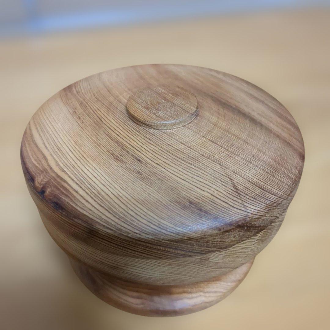 屋久杉高台付き小物入れ　手作り木工