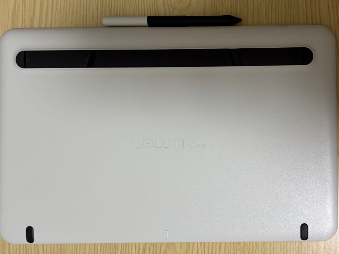 wacom one液タブ