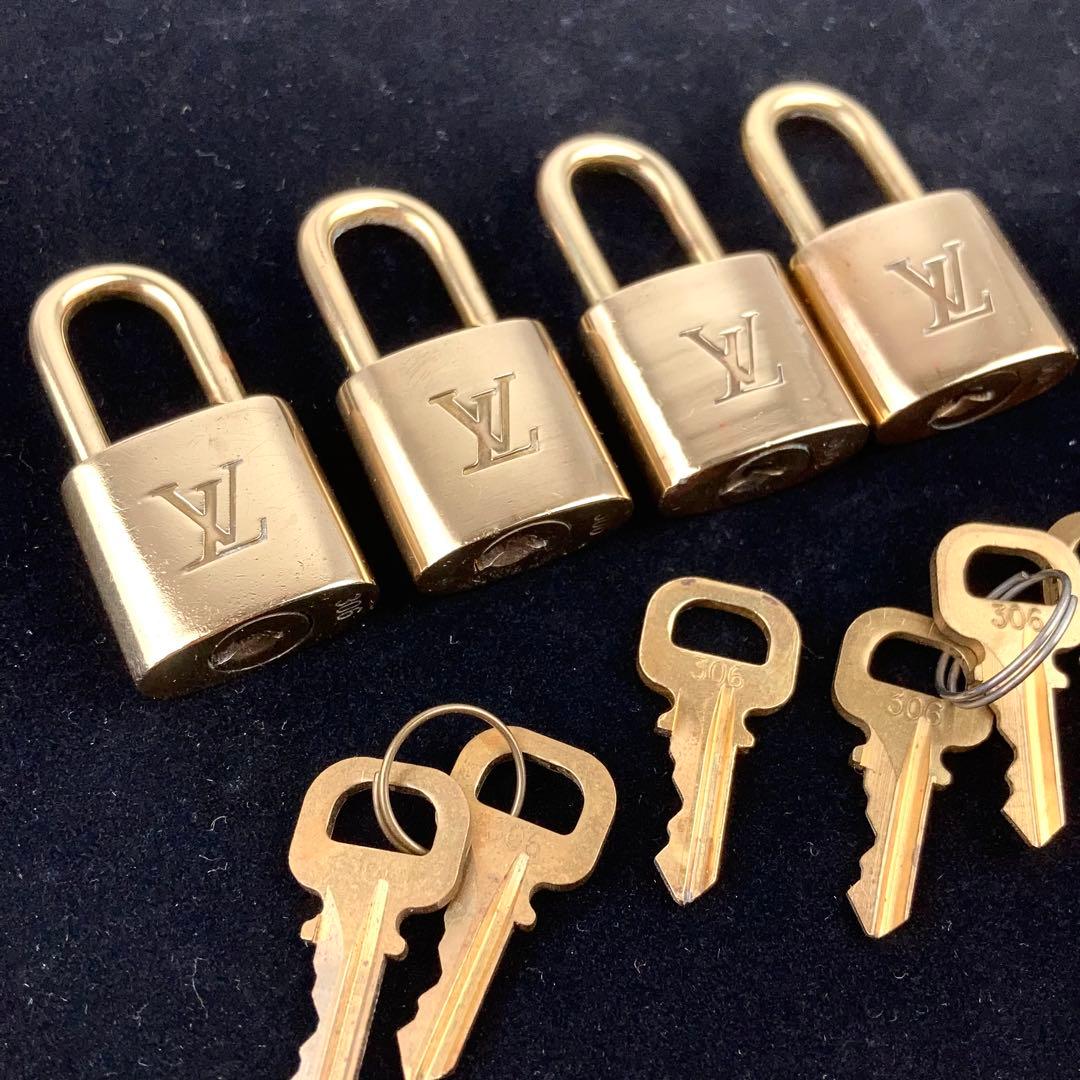 ルイヴィトン パドロック No.306のみ 4個まとめて 南京錠 カデナゴールド