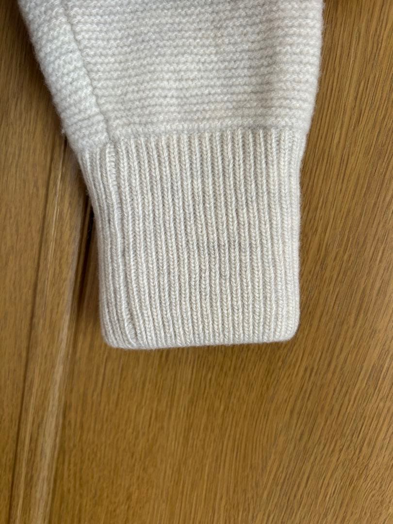 価格交渉OK‼️モンクレール　ニットアウター