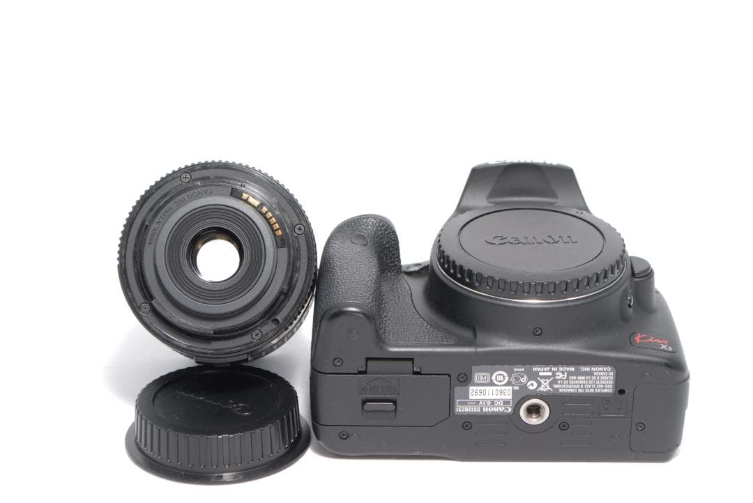 ✨Canon Kiss X3✨ショット数少✨軽量&入門モデル✨一眼レフカメラ✨