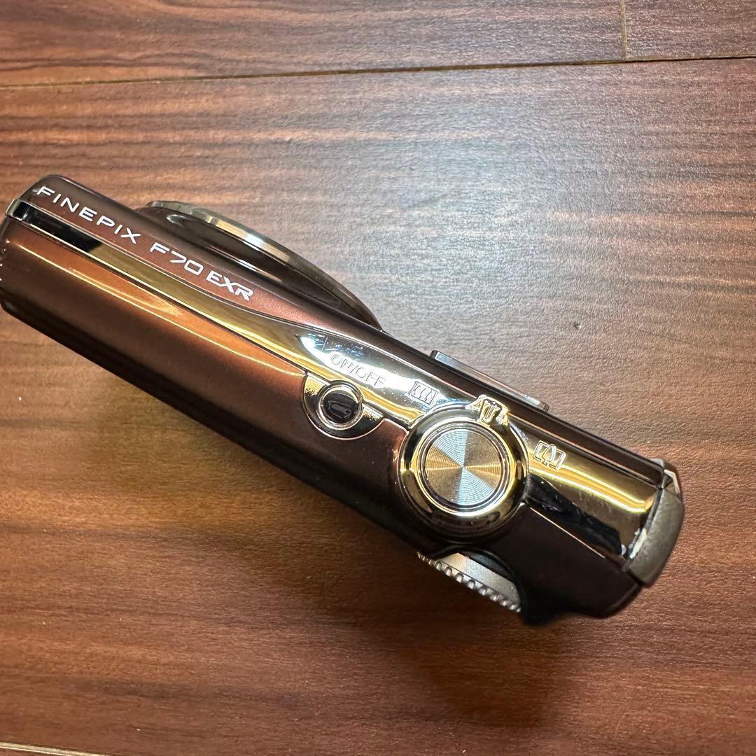 FUJIFILM FinePix F70 EXR デジカメ 5336