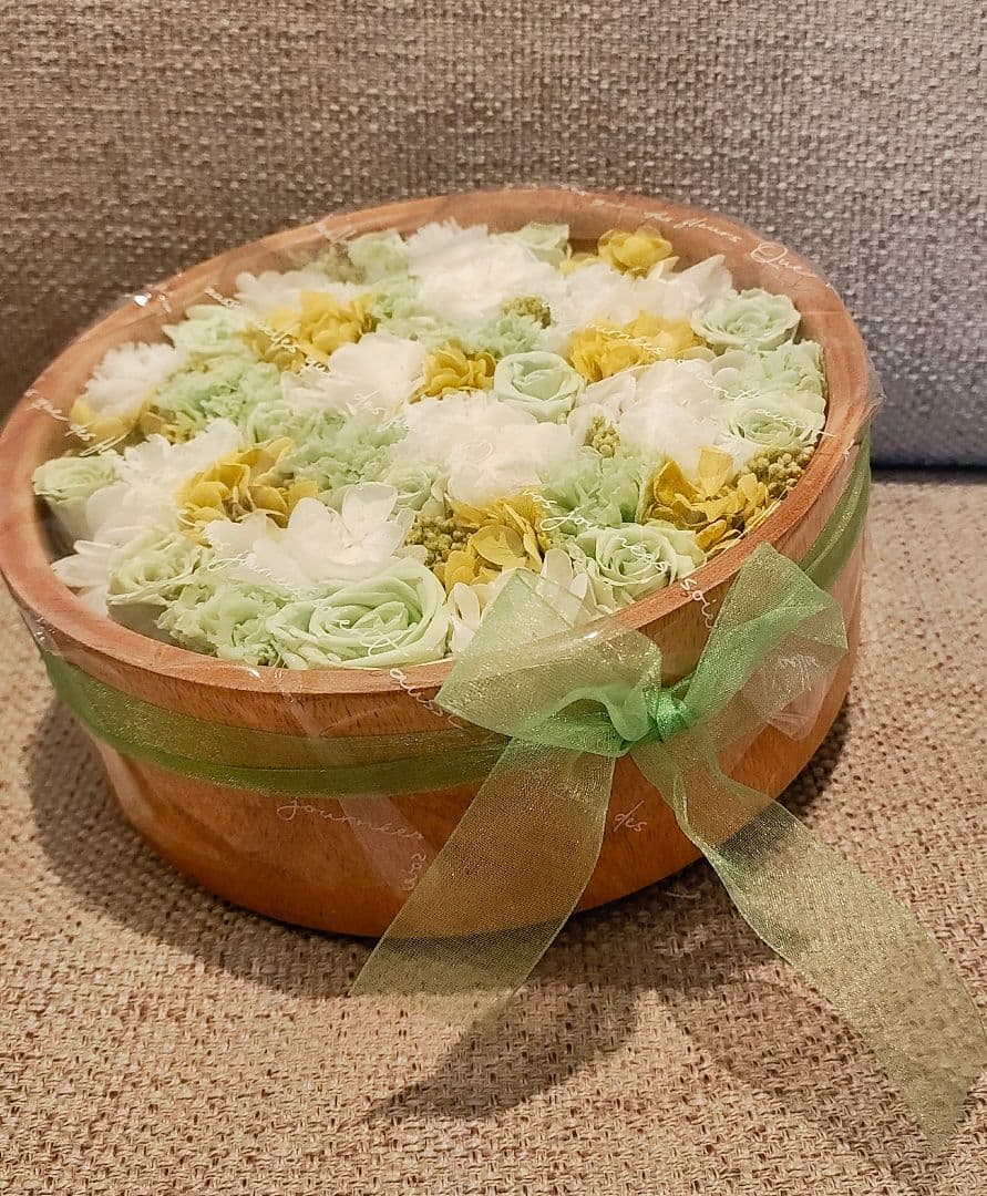 ニコライバーグマン　❁サニーローズ❁❁ Lサイズ プリザーブドフラワー