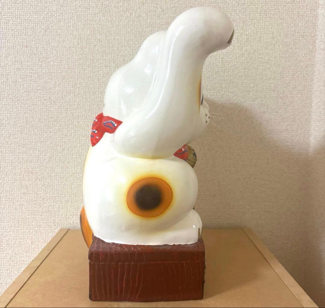招き猫貯金箱